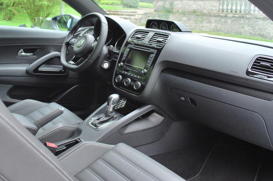  Volkswagen Scirocco R 2014 года  (фото 36 из 44)